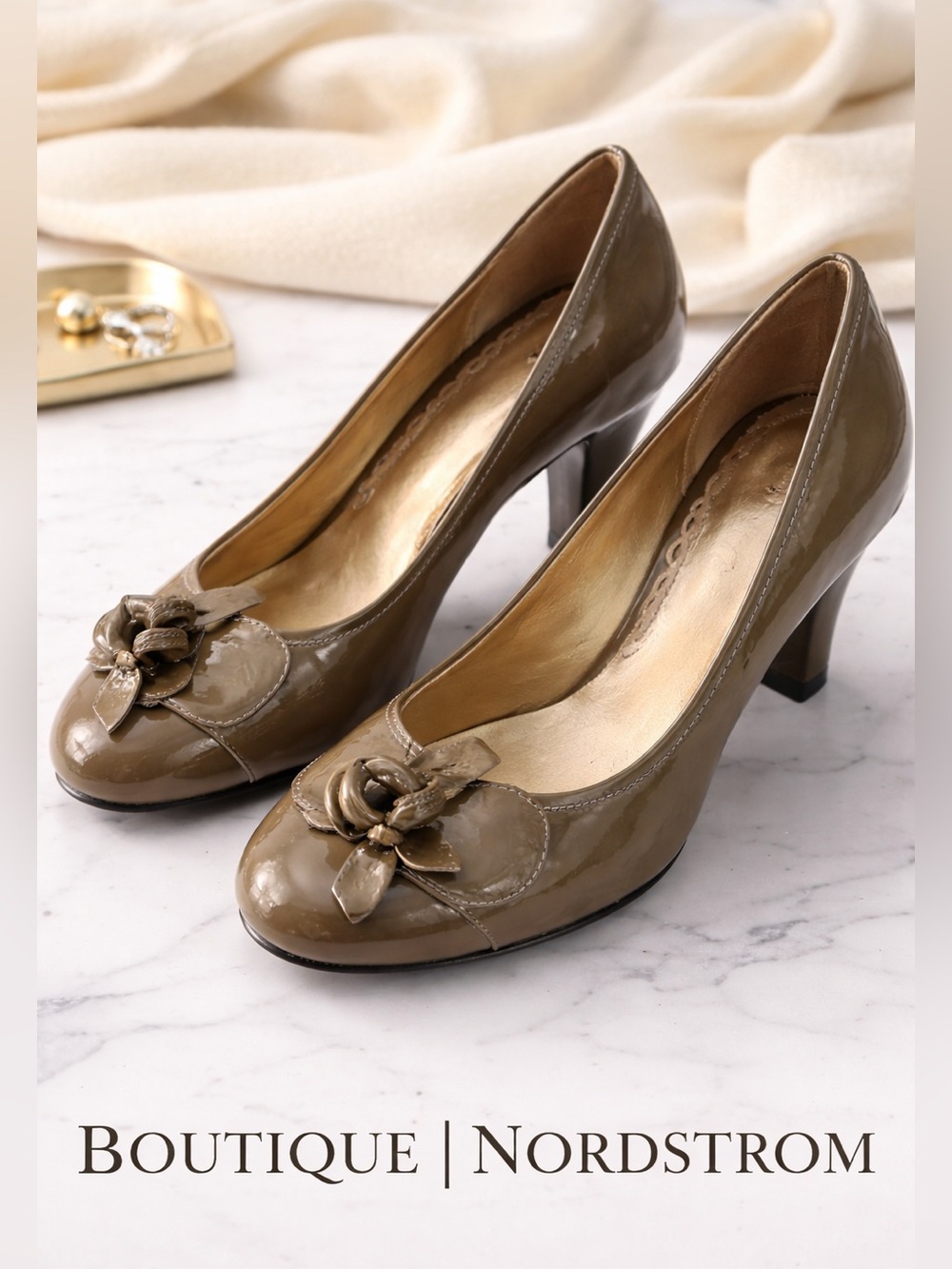 Nordstrom Patent Leather Pumps Olive Round Toe Bow Mid Heel Office Siren Minimal